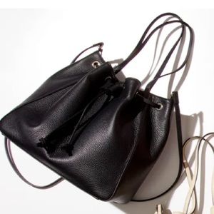 Italic “Sylvie” Italian Leather Bucket Bag, excellent condition